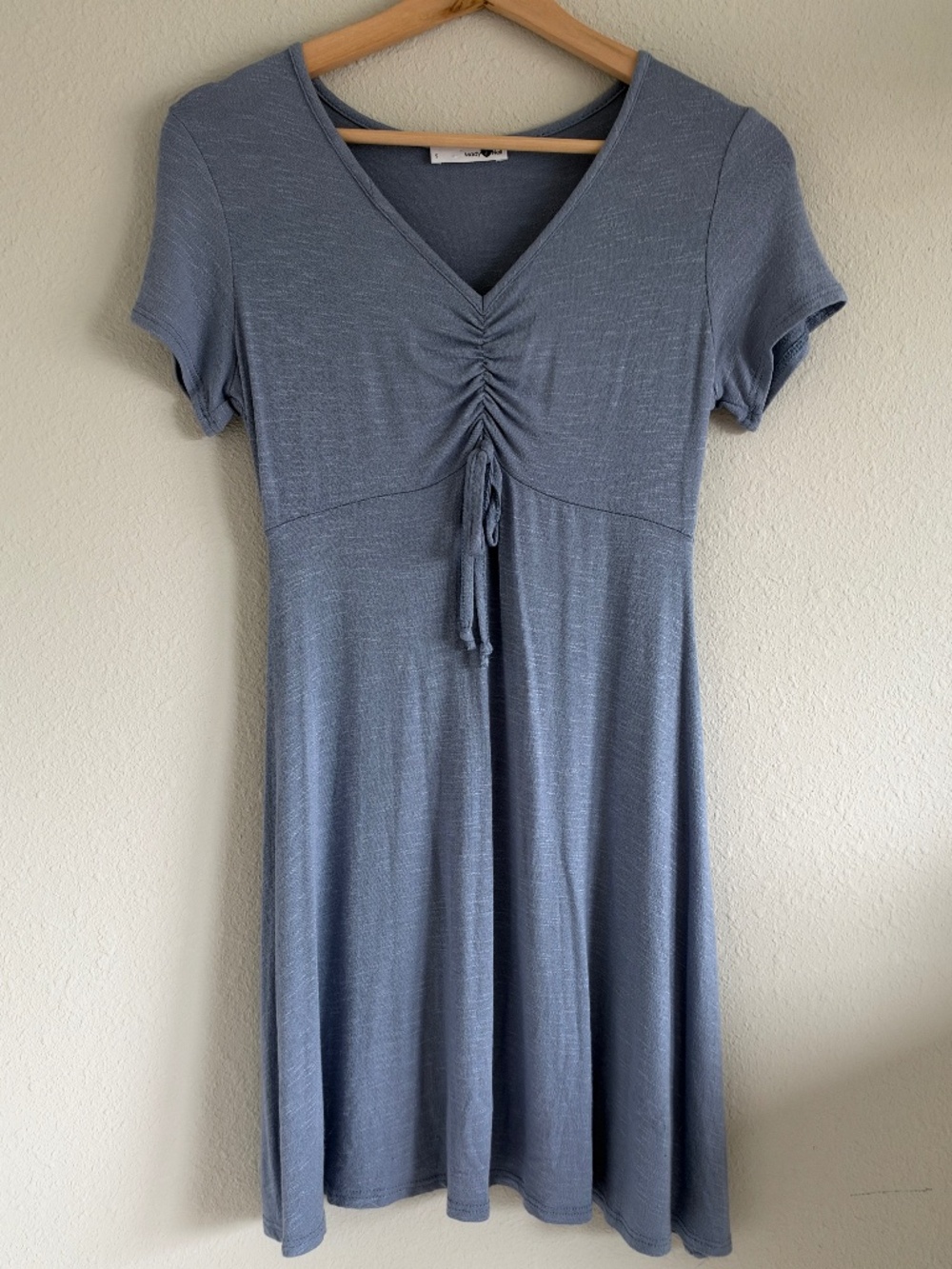 Mady & Nell Dusty Blue Ruched Drawstring V Neck Dress Small
